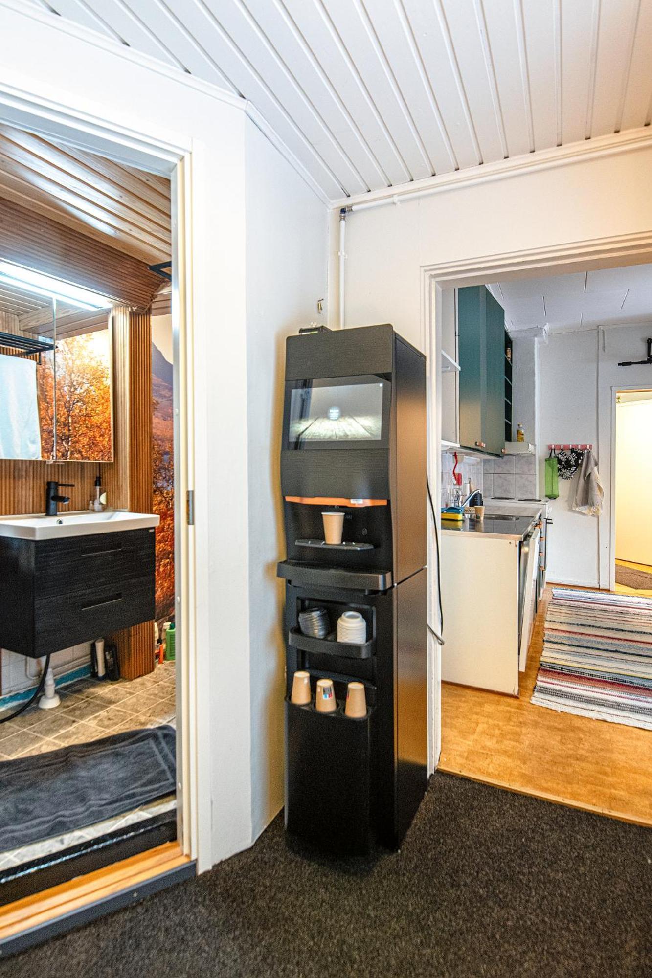 Relax & Recharge - A Unique Suite With A Touch Of Luxury - Hot Tub And Sauna Inspired Decor #Not A Real Sauna# Easy City Access - Direct Train 15 Min To City Helsinki Dış mekan fotoğraf
